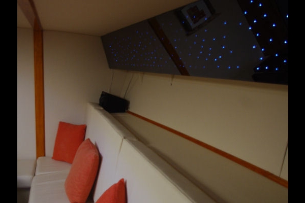 Banjo Paterson Sailing Interior